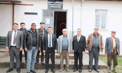 Başkan Dökmeci, mahalle halkının taleplerini dinledi