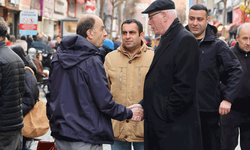 Başkan Kurt, Asarcıklı Caddesi’nde esnafın nabzını tuttu