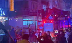 Batman’da cinnet getiren şahıs, evinin eşyalarını sokağa fırlattı