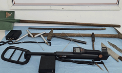 Bilecik’te kaçak kazı yapan 5 kişi suçüstü yakalandı