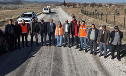 Büyükşehir’den Seyitgazi’de yol seferberliği