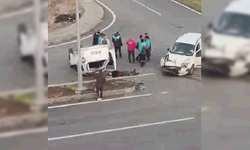 Diyarbakır'da çarpışan araçlardan biri ters döndü: 2 yaralı