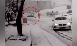 Düzce’de otomobil kaygan yolda kontrolden çıktı