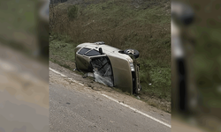 Edirene'de devrilen otomobilin sürücüsü yaralandı