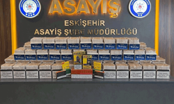 Eskişehir’de şüpheli araçtan binlerce dal bandrolsüz sigara ele geçirildi