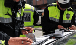 Eskişehir’de trafik ihlali pahalıya patladı: 90 sürücünün ehliyetine el konuldu