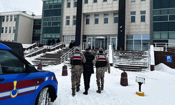 Kars’ta 15 yıl hapis cezasıyla aranan şahıs yakalandı