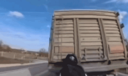 Kırklareli'de motosiklet, kamyona arkadan çarptı