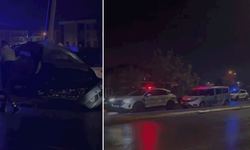 Sakarya’da 23 yaşındaki genç, otomobiliyle direğe çarptı: Yaşamını yitirdi