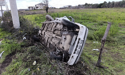 Sakarya'da hurdaya dönen araçtan ağır yaralı olarak çıkartılan adam hayatını kaybetti