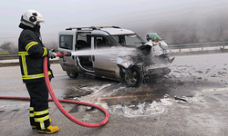 Tokat'ta tırla çarpışan hafif ticari araç alev aldı: 5 yaralı