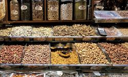 Yılbaşı öncesi kuru yemiş fiyatları cep yakıyor