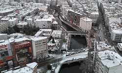 Yılın son karı Eskişehir’i beyaza bürüdü