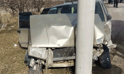 Afyon’da feci kaza: Anne öldü, oğlu ağır yaralı