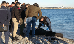 Antalya’da sahilde balıkçıların oltasına erkek cesedi takıldı