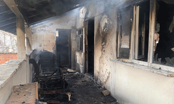 Bursa'da tek yaşayan adamın evi küle döndü