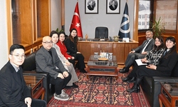 Çinli heyet Anadolu Üniversitesi Rektörü Adıgüzel ile buluştu