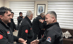 Düzce'de itfaiyeciler ailelerinden uzakta yeni yıla girdi