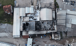 Düzce'de strafor fabrikasında hasarın boyutu ortaya çıktı