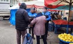 Eskişehir'de polis pazarlardan AVM'lere vatandaşları tek tek uyardı