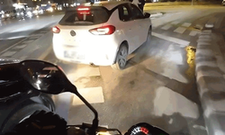 Kırmızı ışığı yanlış anladı, trafik kilitlendi