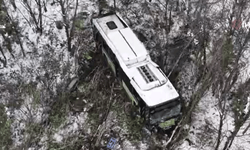 Kocaeli'nde otobüs kazası vatandaşları seferber etti