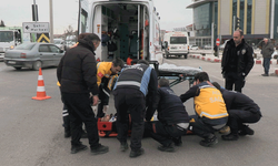 Kütahya'da otomobil ile motosiklet çarpıştı