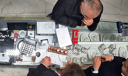 Kuyumcuya yakalanınca sahte altınları teklif etti: "Bunlar sende kalsın"