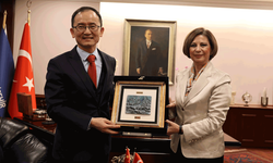 Başkan Ünlüce'den uluslararası diplomasi temasları