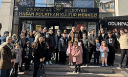 Sivrihisar Belediyesi’nden çocuklara unutulmaz karne hediyesi