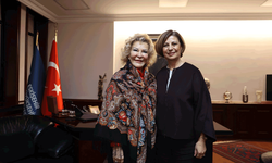 Ünlü piyanist Onay: "Başkan Ünlüce gurur kaynağımız"