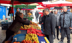 Vali Yılmaz, pazarcı esnafıyla buluştu