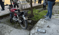 Zonguldak'ta otomobile çarpmamak için manevra yapan motosiklet devrildi