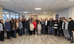 Ataç'tan gençlere: "Sorgulamaktan ve umut etmekten vazgeçmeyin"