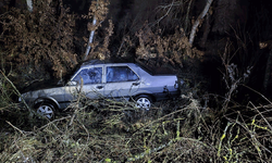 Bilecik’te trafik kazası: Kontrolden çıkan araç devrildi