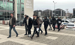 Bolu'da yaşlı çifti "polisiz" diyerek 2,3 milyon lira dolandırdılar