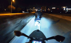 Eskişehir’de ilginç anlar: Önce tokat attı, sonra yardımına koştu