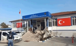 Hatay'da otomobilin içinden 10 kaçak göçmen çıktı: 1 tutuklama