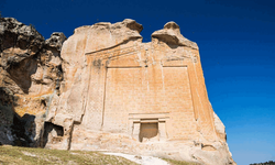 Kayalara nakşedilen 3000 yıllık gizem: Midas şehri Yazılıkaya