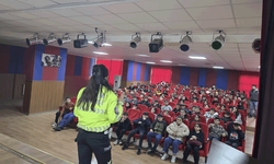 Mardin'de ortaokul öğrencilerine trafik eğitimi verildi