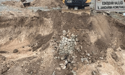 Sivrihisar'da şüpheli kazı: 3'ü yabancı uyruklu 4 kişi yakalandı