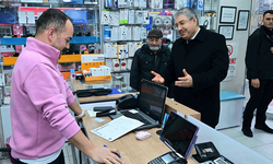 Vali Yılmaz’dan Berat Kandili’nde esnaf ziyareti