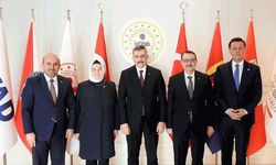 AK Parti Eskişehir heyeti Bakan Çiftçi ile bir araya geldi