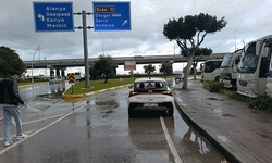 Antalya'da otomobille motosiklet çarpıştı: 2 yaralı