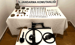 Bilecik’te tarihi eser kaçakçılarına baskın: 349 parça ele geçirildi