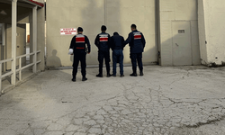 Bilecik’te yakalama kaydı bulunan şahıs jandarma tarafından yakalandı