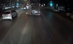 Bolu'da çekici otomobili yola düşürdü