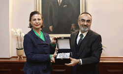 ELoGE ödülü Eskişehir’de: Ünlüce’ye makamında takdim edildi