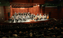 Eskişehir Senfonisi’nden İstiklal Marşı’nın yıl dönümünde anlamlı konser