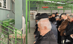 Eskişehir'de babasının öldürdüğü 13 yaşındaki kız toprağa verildi